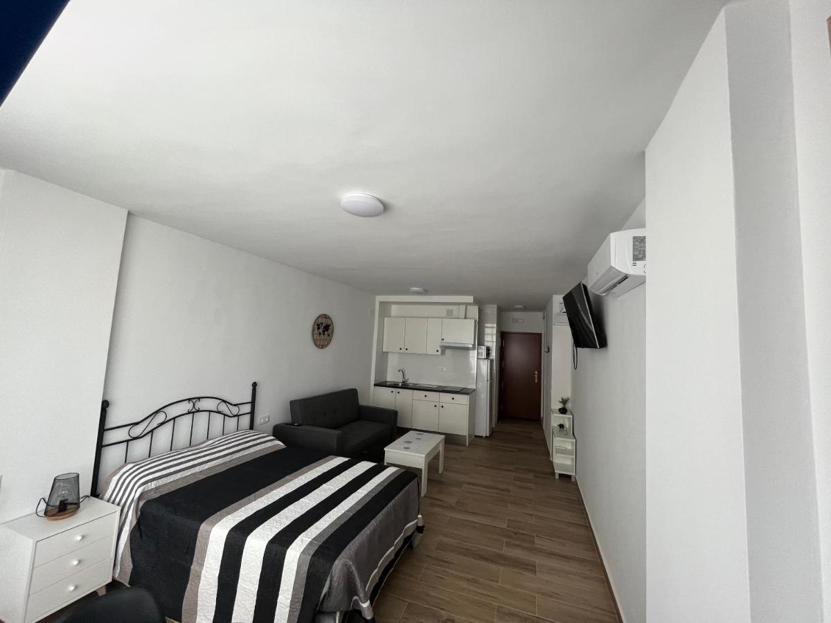 Ver621 - Estudio Con Vistas Al Mar, Wifi, Piscina, Centro A 100 Metros, Playa A 600 Metros Apartament Torremolinos